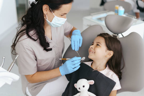 Best Orthodontic Emergency Dentist in Petersburg, IL